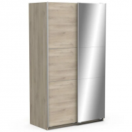 Riidekapp Ghost (kronbergi tamm)